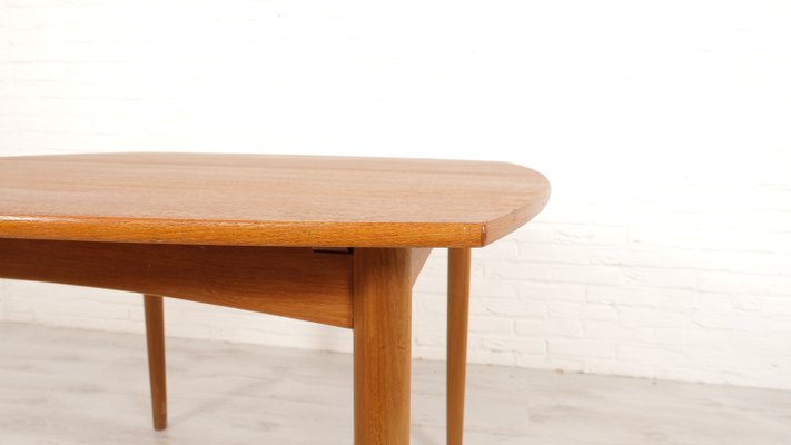 Vintage Extendable Dining Table in Teak-HPM-2035363