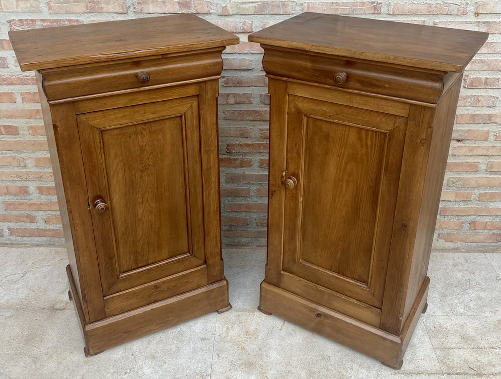 Vintage French Provincial Walnut Nightstands, 1920, Set of 2