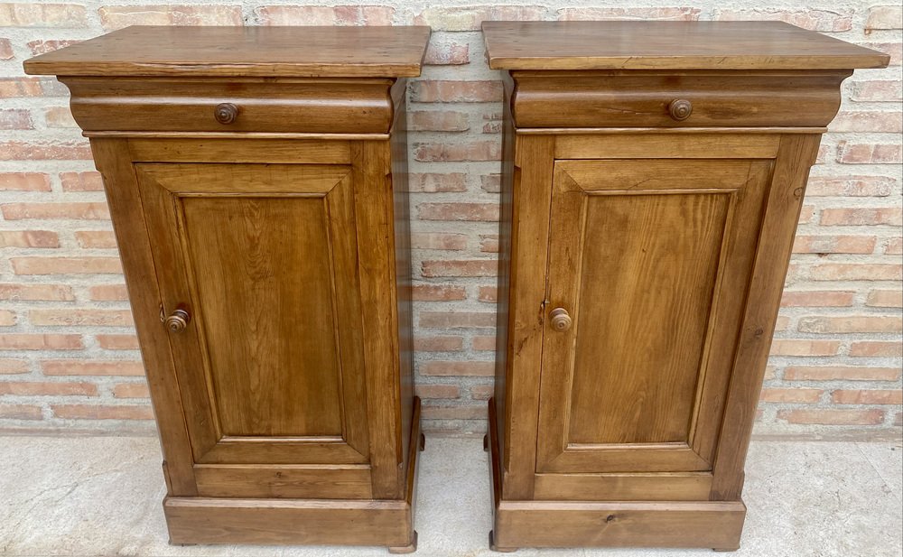 Vintage French Provincial Walnut Nightstands, 1920, Set of 2