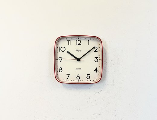 Vintage French Red Bakelite Wall Clock from Trophy, 1990s-CGF-1767500