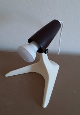 Vintage German Adjustable Desk Lamp with Cream-White Base and Red-Brown Bakelite Bracket from Osram, 1930s-HOI-1368330