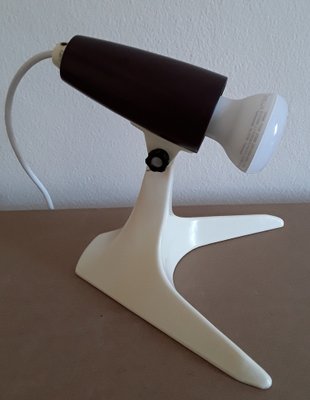 Vintage German Adjustable Desk Lamp with Cream-White Base and Red-Brown Bakelite Bracket from Osram, 1930s-HOI-1368330