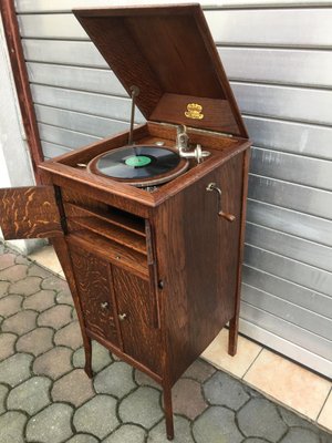 Vintage Gramophone in a Cabinet by Jupiter Mark Bevete, 1920s-WQQ-620014