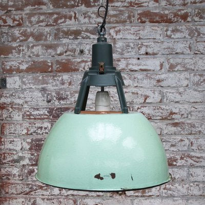 Vintage Industrial Green Enamel Pendant Light-BLS-1372990