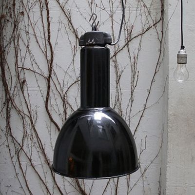 Vintage Industrial Pendant Light in Black Enamel, 1930s-BLS-1259078