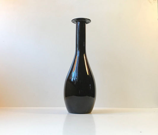 Vintage Italian Black Opaline Glass Vase from Stelvia, 1970s