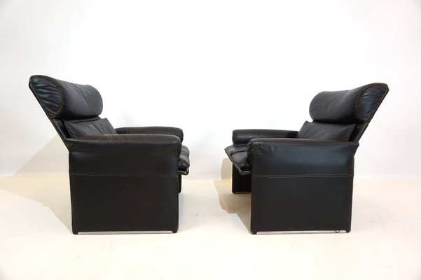 Vintage Italian Chairs in Leather by Giovanni Offeri, 1970s, Set of 2-HUW-1746911