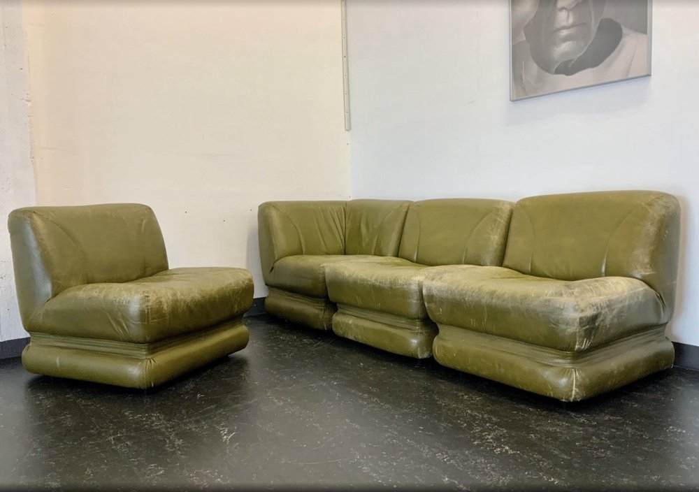 Vintage Italian Modern Modular Leather Lounge Sofa in the style of Rino Maturi, 1970, Set of 4