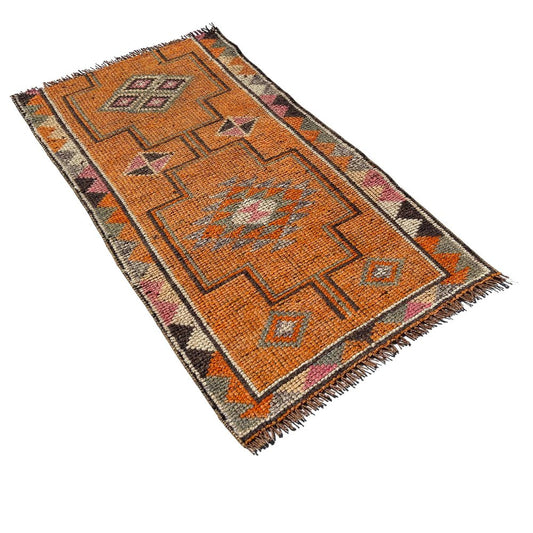 Vintage Kurdish Traditional Herki Rug, 1930s