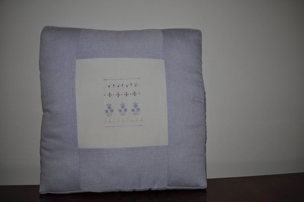 Vintage Lavender Patterned Cushion-OXJ-883555