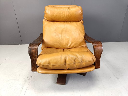 Vintage Leather and Bentwood Armchair, 1970s-IRH-2015880