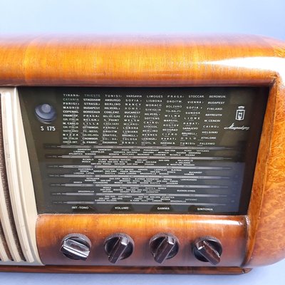 Vintage Magnadyne S 175 Briar Wood Radio, 1951-PWG-2015314