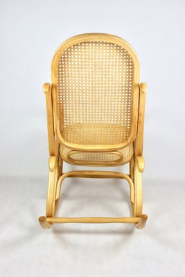 Vintage Natural Wood Rocking Chair attributed to Michael Thonet-UJQ-2036214