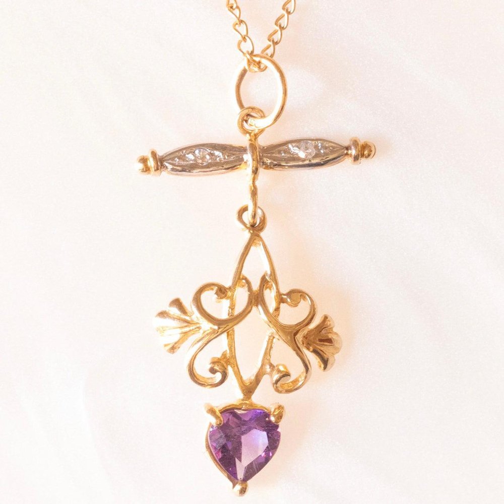 Vintage Necklace with 9k Yellow Gold Chain and 9k Yellow Gold Pendant with Heart-Cut Amethyst and Diamonds