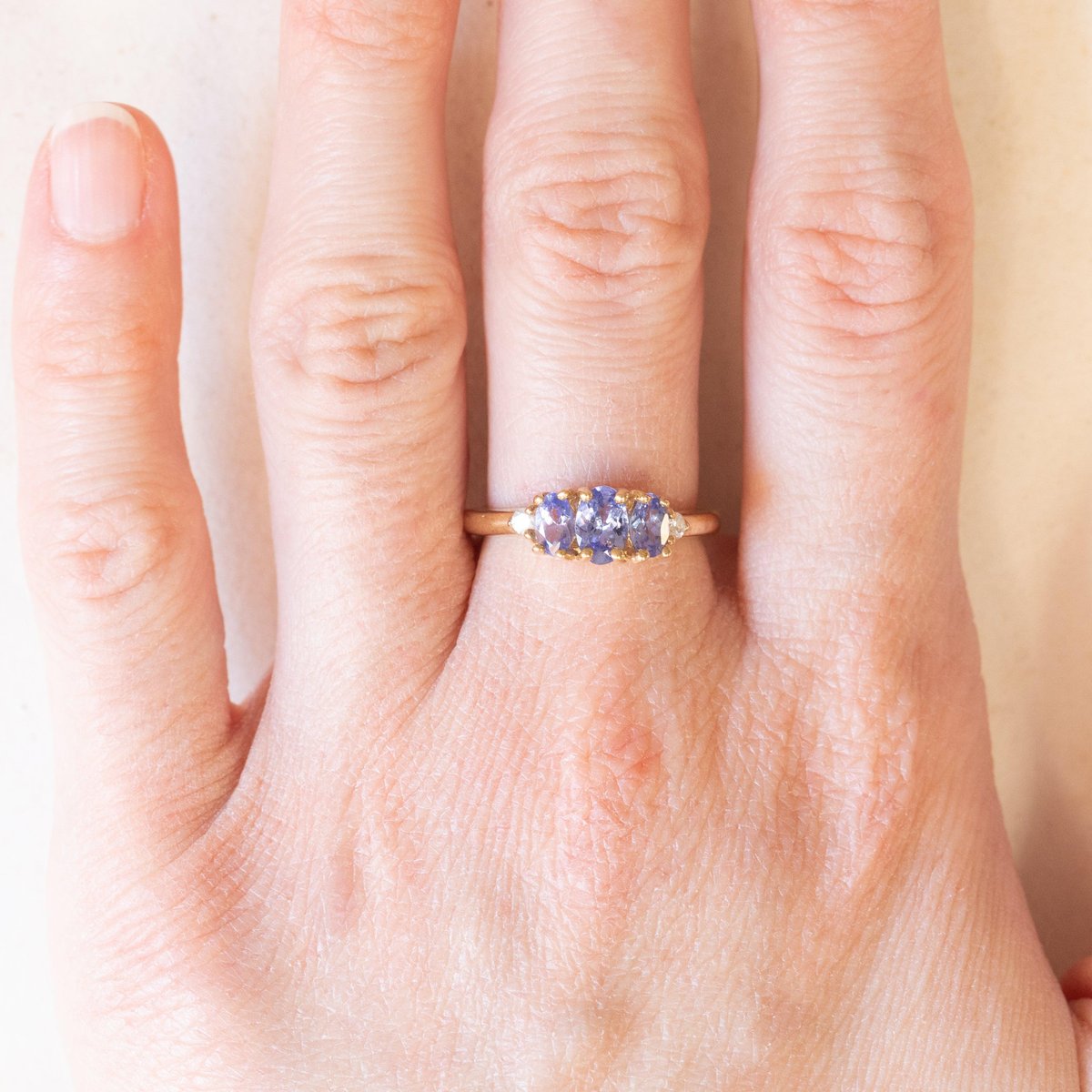 Vintage Ring in 9k Yellow Gold with Tanzanites and Brilliant Cut Diamonds, 2004