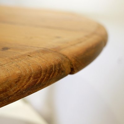 Vintage Round Pedestal Table-NYF-2019002