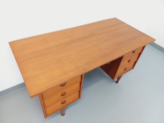 Vintage Scandinavian Style Desk in Teak, 1960s-AHO-1784582