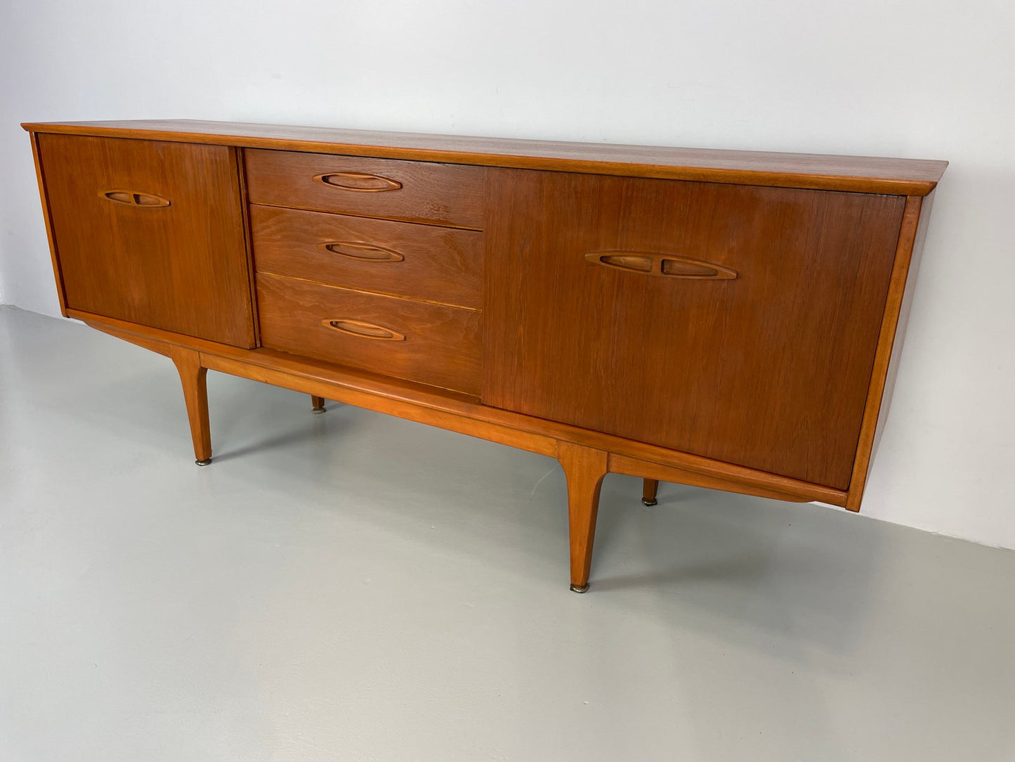 Vintage Sideboard from Je, 1960s