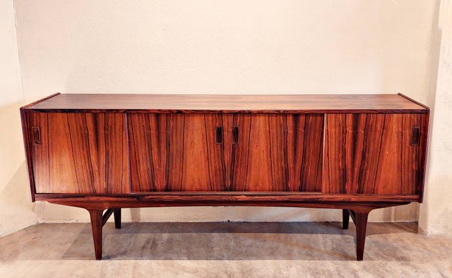 Vintage Sideboard in Rosewood from P. Westergaard Mobelfabrik, 1960s-MR-1399135