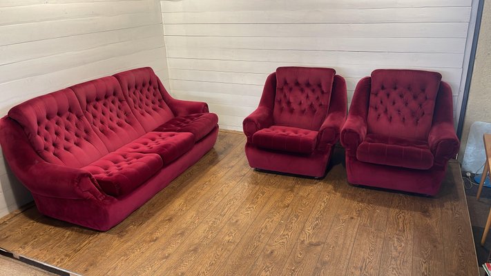 Vintage Sofa and Chairs in Red, Set of 3-HVX-1730624