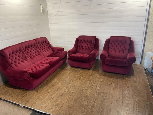 Vintage Sofa and Chairs in Red, Set of 3-HVX-1730624