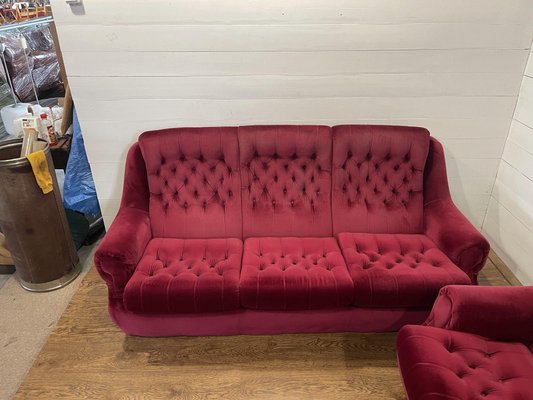 Vintage Sofa and Chairs in Red, Set of 3-HVX-1730624