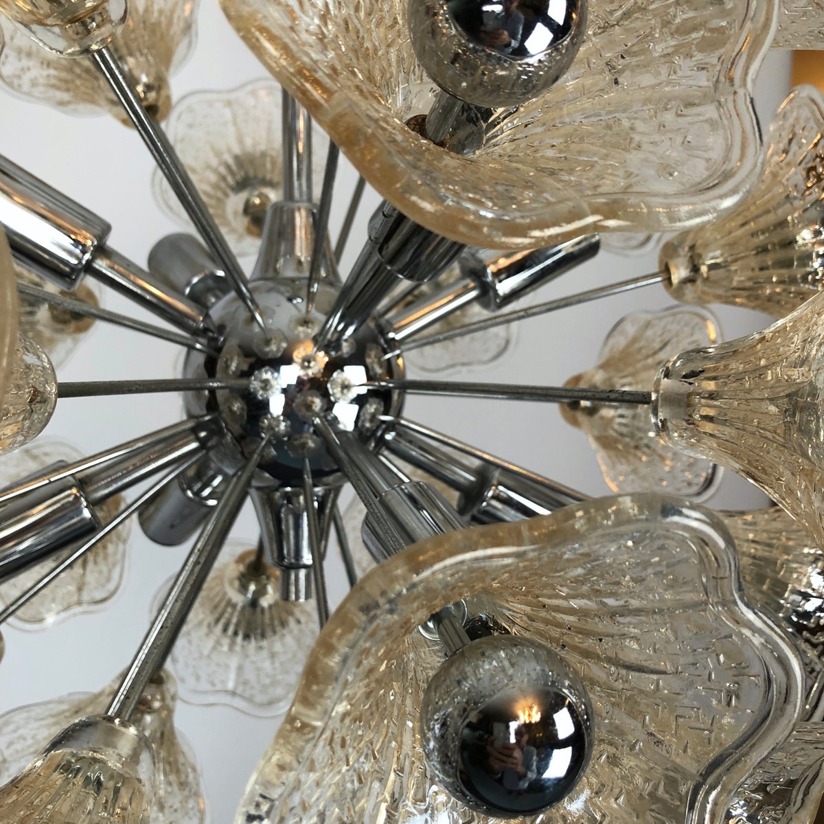 Vintage Sputnik Chandelier with 35 Glass Flowers from Venini, 1970s