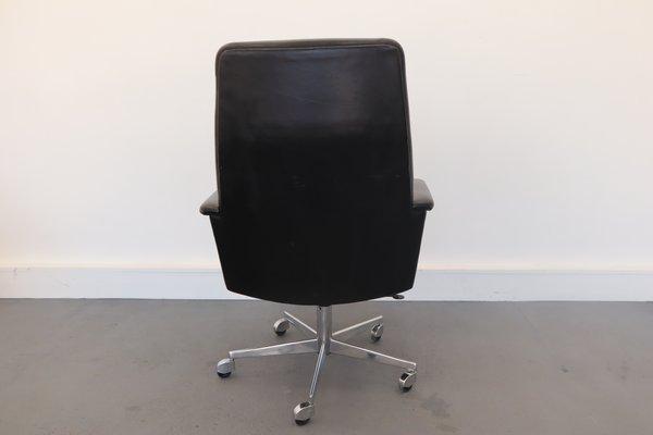 Vintage Swivel Chair-JWH-837102