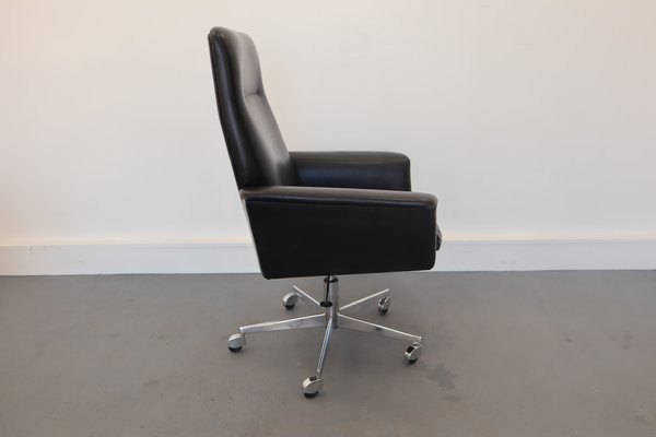 Vintage Swivel Chair-JWH-837102