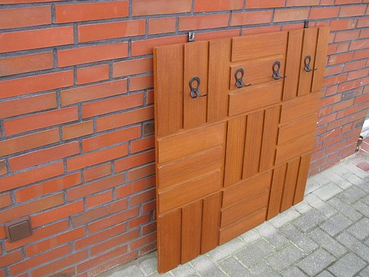 Vintage Teak Wardrobe Rack, 1960s-SZW-873778