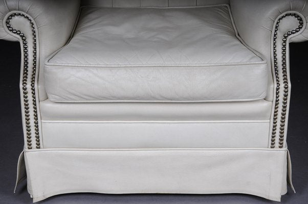 Vintage White Leather Chesterfield Armchair-FLW-1402096