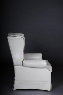 Vintage White Leather Chesterfield Armchair-FLW-1402096