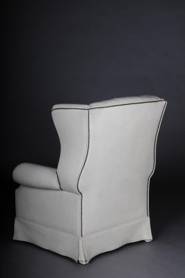 Vintage White Leather Chesterfield Armchair-FLW-1402096