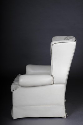 Vintage White Leather Chesterfield Armchair-FLW-1402096