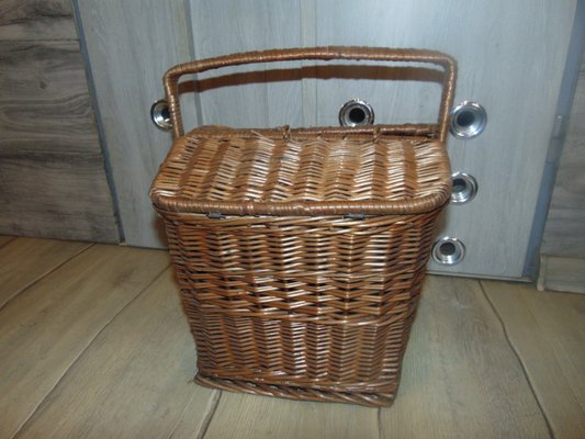 Vintage Wicker Picnic Basket-CAQ-1160798