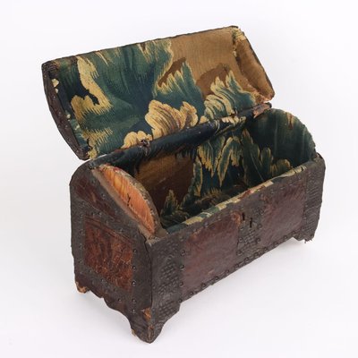 Vintage Wooden Travel Box-VMM-1777244