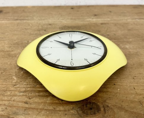 Vintage Yellow Bakelite Wall Clock from Metamec, 1970s-CGF-1785056