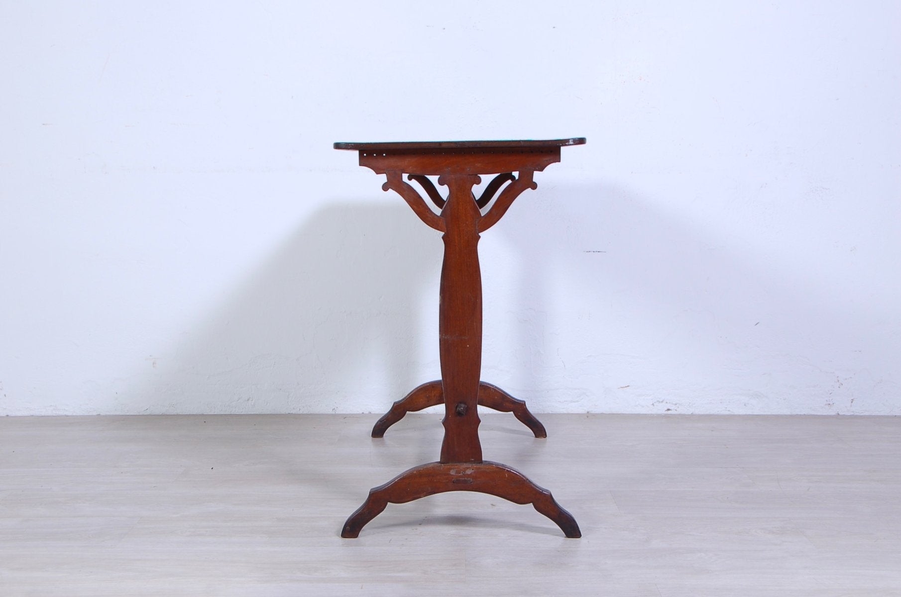 Vitage Walnut Bistrot Table