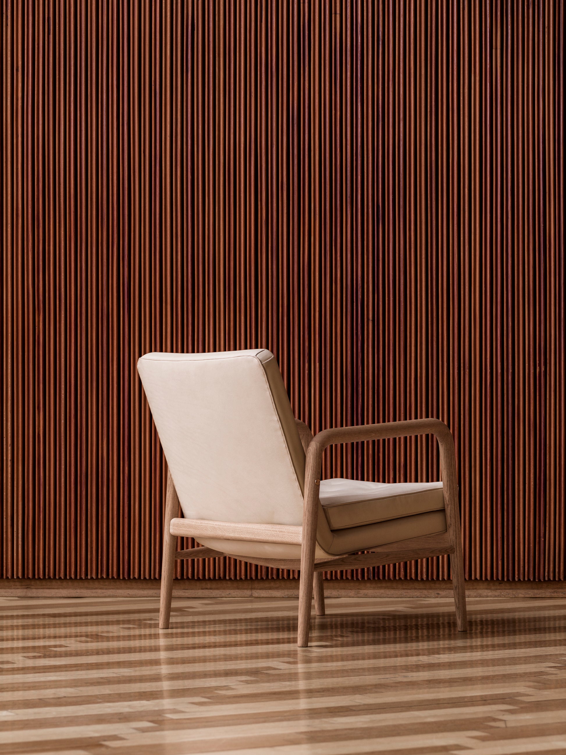 VLA76 FOYER SERIES
