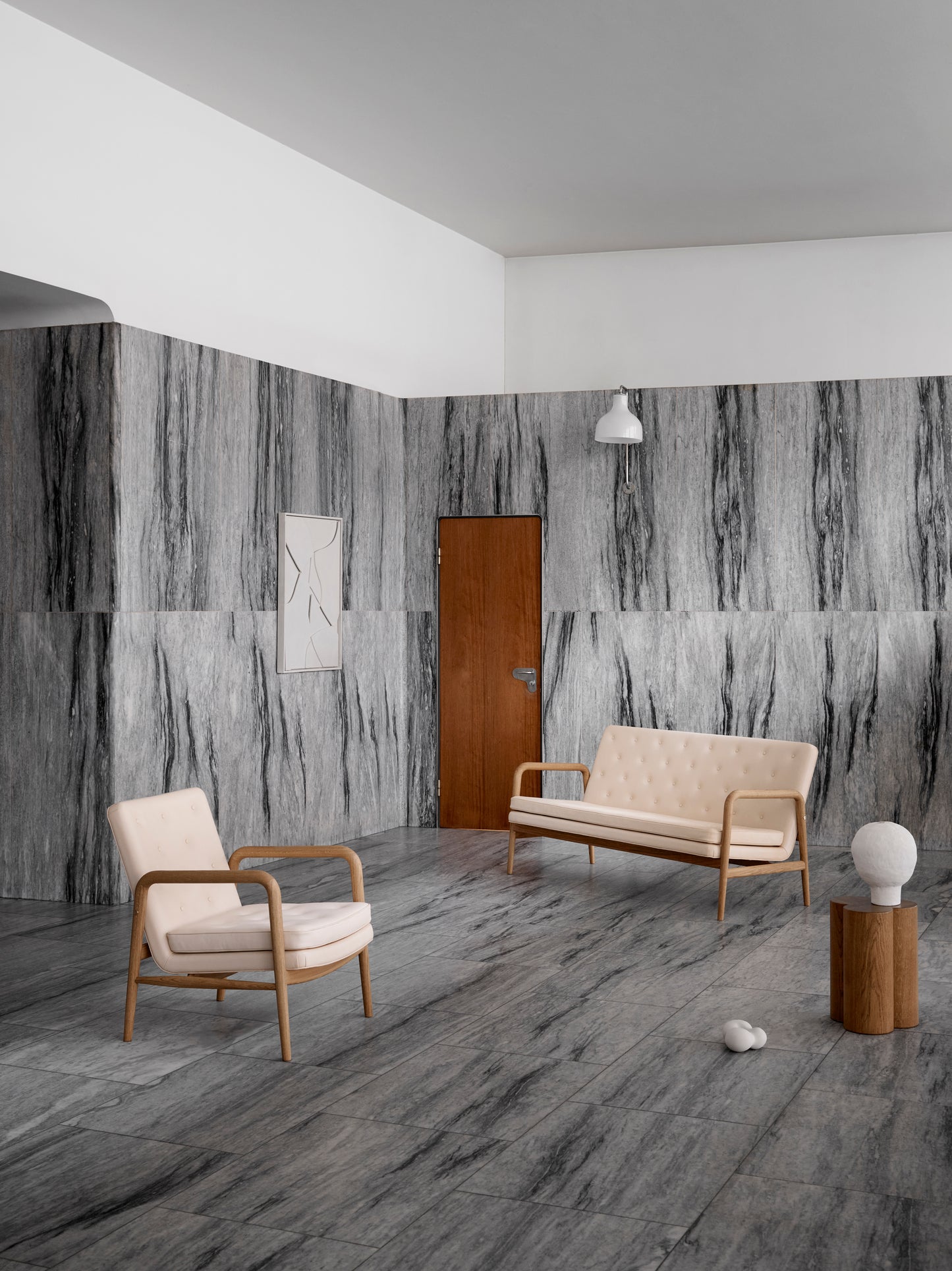 VLA77 FOYER SERIES