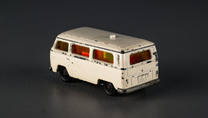 VW Bus Volkswagen Model V320/V345 by Siku-VLO-1778057