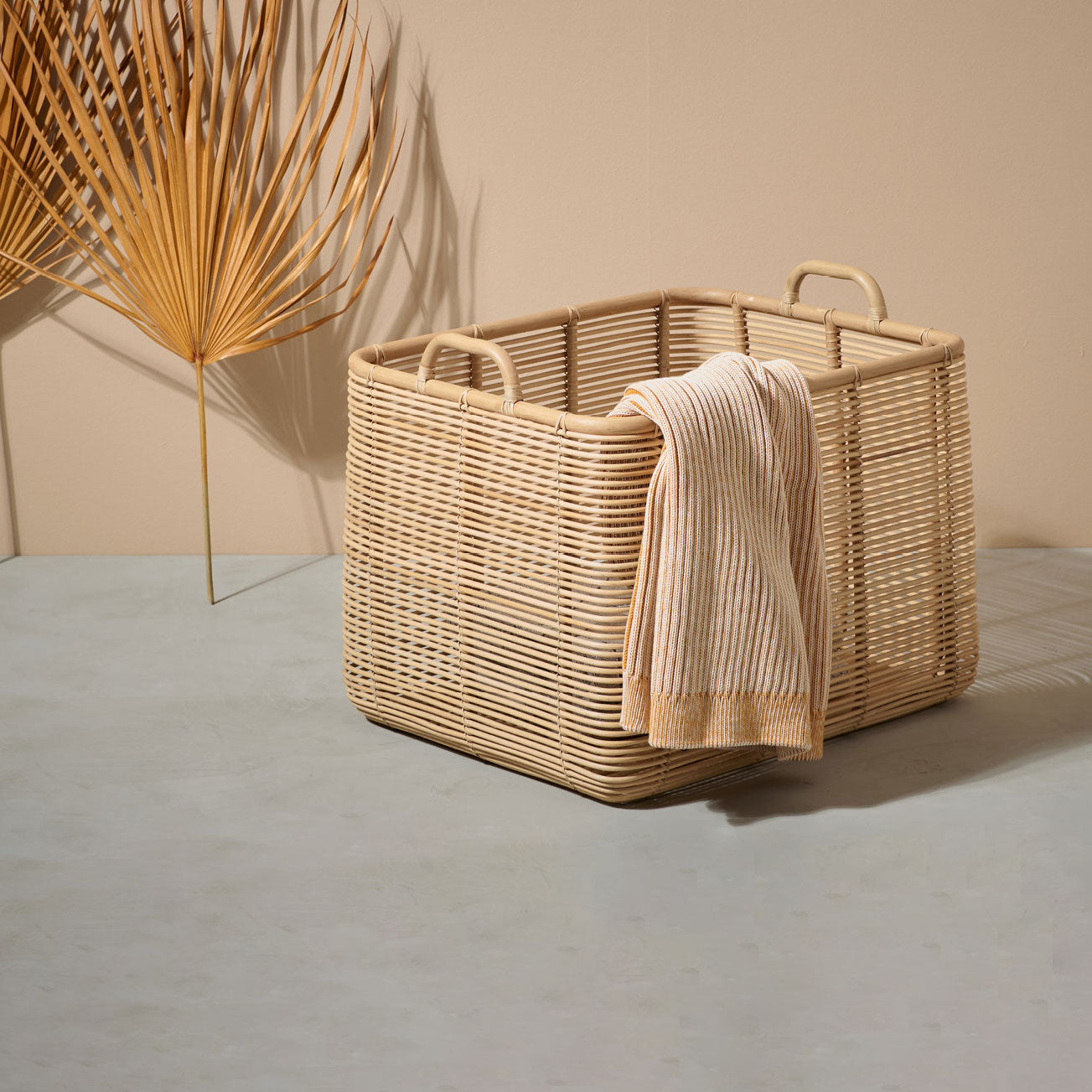 Rattan Basket Vivi by Vincent Sheppard