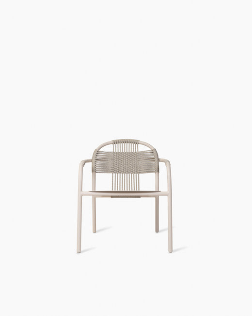 CLEO - Aluminium garden lounge chair with armrests by Vincent Sheppard