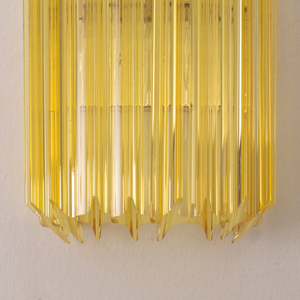 Wall Lamp with Quadrihedral Murano Glass Yellow Color, Italy, 1990s