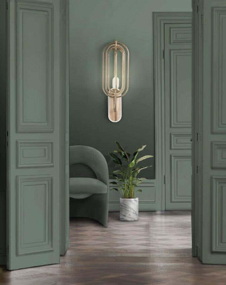 Wall Light In Brass and Aluminium With White Lacquered Shade