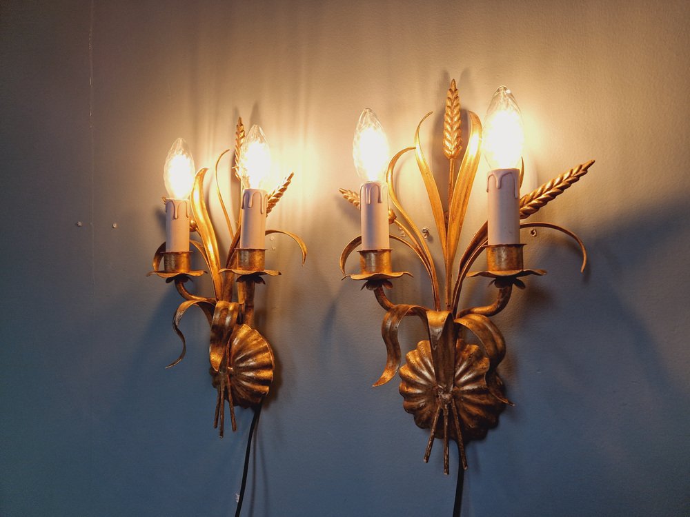 Wall Lights in Gilt Metal, Florence, Italy, 1970s, Set of 2