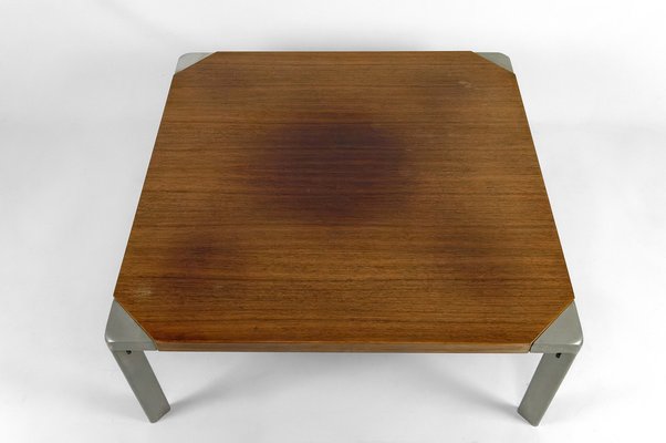 Walnut and Aluminum Coffee Table by Osvaldo Borsani for Tecno, 1960s-XNH-1808013