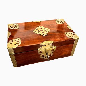 Walnut & Brass Travel Box, 1790s-SEI-1431987