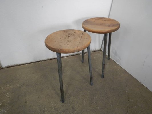 Walnut Wood Stools, 1950s, Set of 2-WWQ-1111932