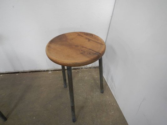 Walnut Wood Stools, 1950s, Set of 2-WWQ-1111932